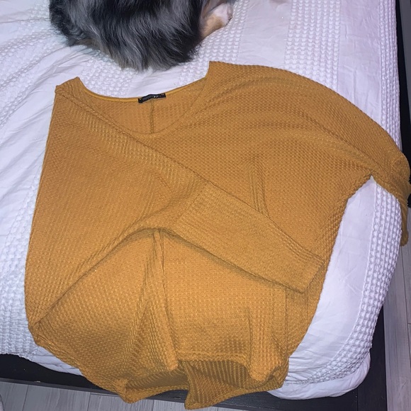 SWEATERS (two) - Picture 2 of 4